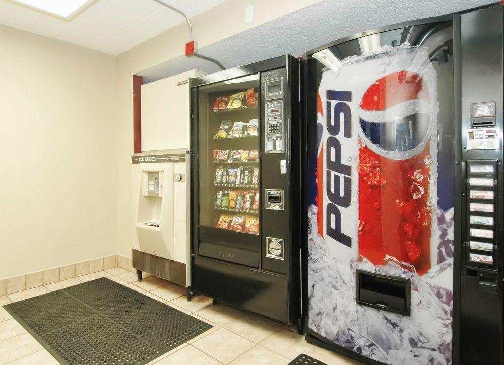 Red Roof Inn Elkhart Εξωτερικό φωτογραφία