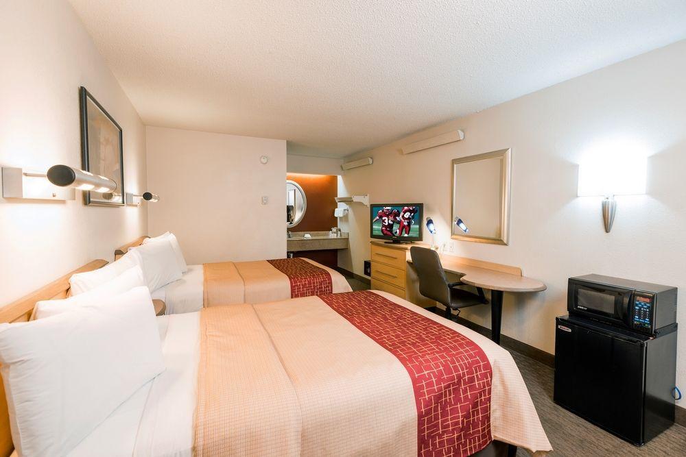 Red Roof Inn Elkhart Εξωτερικό φωτογραφία