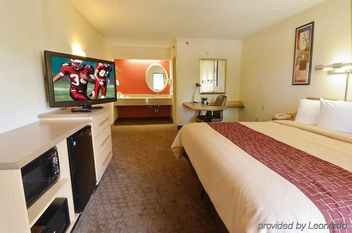 Red Roof Inn Elkhart Εξωτερικό φωτογραφία